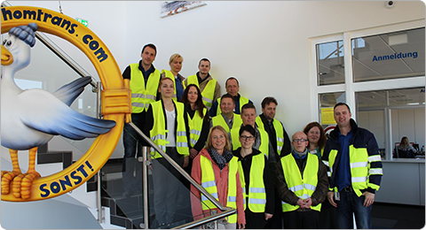 Team auf einer Treppe